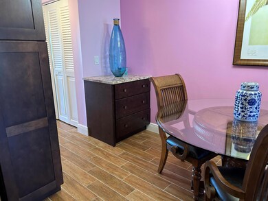 3070 Cornwall D unit 3070 D, Boca Raton, FL 33434 - photo 5