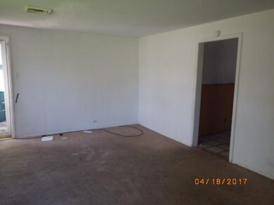 2303 E 22nd St, Muncie, IN 47302 - photo 3