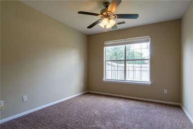 2527 Ashford Dr, College Station, TX 77840 - photo 6