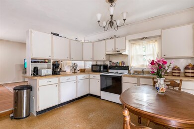 45 West St, Winooski, VT 05404 - photo 4