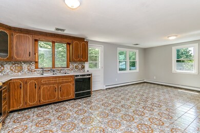 67 Mosman St, West Newton, MA 02465 - photo 6