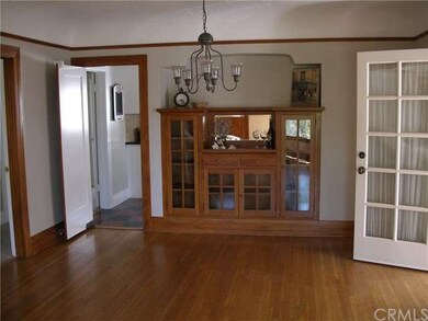 Coved ceilings and crown molding