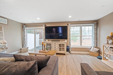 37 Bennett St, Nashua, NH 03064 - photo 4