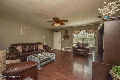 343 Lentz Ln, Mount Washington, KY 40047 - photo 3