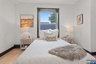 391 Central Ave unit 1, Jersey City, NJ 07307 - photo 6