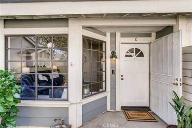 Ground Level, Single Story Condo, NO Neighbors above, NO Neighbors below!