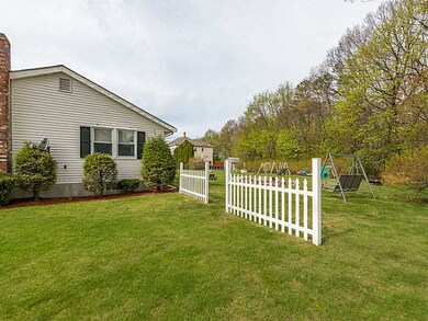 172 Cranston St, Woonsocket, RI 02895 - photo 3
