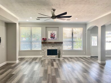 1905 Grand Willow Ln, Richmond, TX 77469 - photo 3