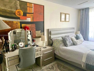 18900 NE 14th Ave unit D205, Miami, FL 33179 - photo 6