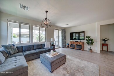3867 E Patrick St-6