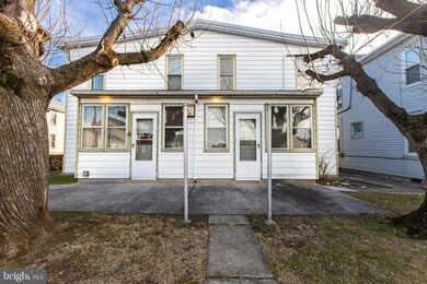 9 & 11 S Cherry St, Myerstown, PA 17067 - photo 5