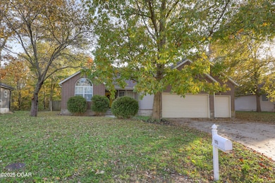 1068 Alexsandra Cir, Oronogo, MO 64855 - photo 4