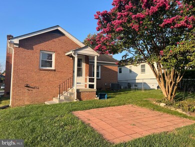 136 Lambden Ave, Winchester, VA 22601 - photo 4