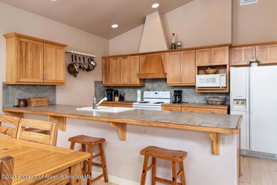 ElkRunRd_015