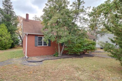 565 5th St, Wood River, IL 62095 - photo 3