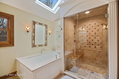 829 Biltmore Ct, Naperville, IL 60563 - photo 4