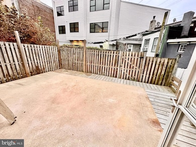 129 Grape St unit 1, Philadelphia, PA 19127 - photo 3