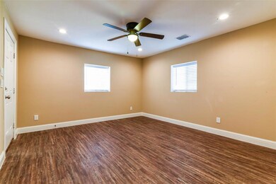 1433 S Travis St, Sherman, TX 75090 - photo 6