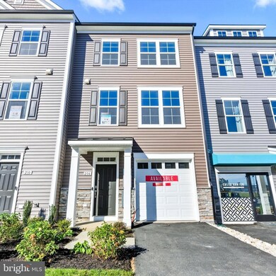 206 Monteith Dr, Winchester, VA 22601 - photo 2