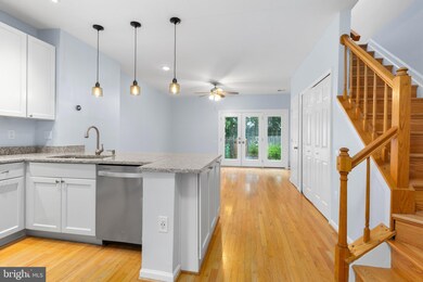 7134 Tolliver St, Alexandria, VA 22306 - photo 2