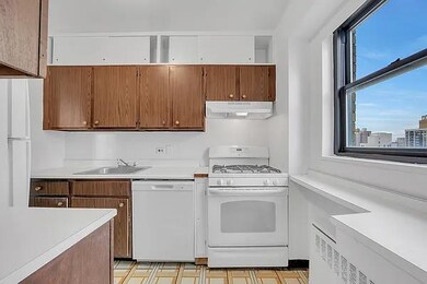 East Winds Condominium unit 28C, New York, NY 10075 - photo 7