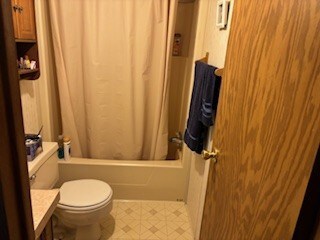 318 Cambridge Dr unit 318, Dimondale, MI 48821 - photo 3