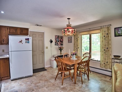 152 Charlton St, Oxford, MA 01540 - photo 6