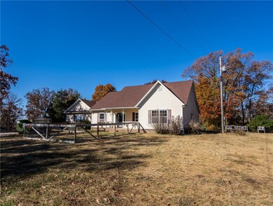 10987 Spring Ridge, Elkins, AR 72727 - photo 6