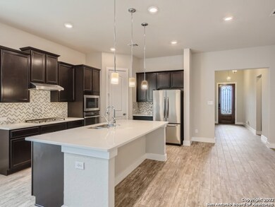 15738 La Subida Trail, Helotes, TX 78023 - photo 2