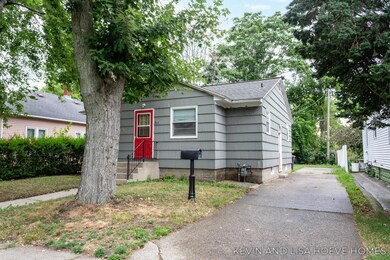2-web-or-mls-363 W 17th St Holland-2