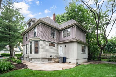 833 N Spring St, Elgin, IL 60120 - photo 5