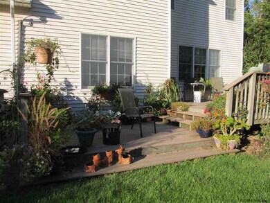 176 Maxwell Rd, Colonie, NY 12211 - photo 5