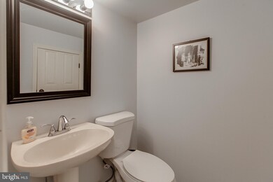 1183 Fairchild Ave, Hagerstown, MD 21742 - photo 5