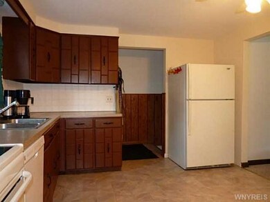 36 Dale Dr, North Tonawanda, NY 14120 - photo 7