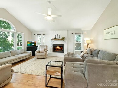 160 Oak Haven Dr, Statesville, NC 28625 - photo 4