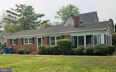 219 E Chew Ave, Saint Michaels, MD 21663 - photo 2