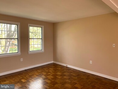 6600 Potomac Ave unit B2, Alexandria, VA 22307 - photo 7