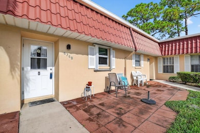 676 Laconia Cr unit B, Lake Worth, FL 33467 - photo 4