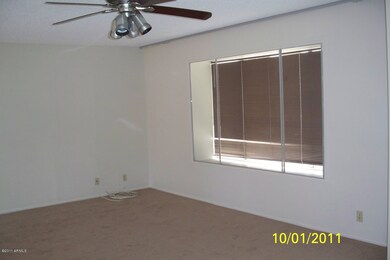 Livingroom View2