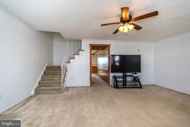 414 Colonial Dr, East Greenville, PA 18041 - photo 5