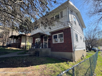 418 Pear St, Scranton, PA 18505 - photo 2