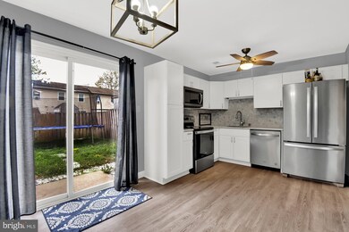 93 Grand Dr, Taneytown, MD 21787 - photo 5