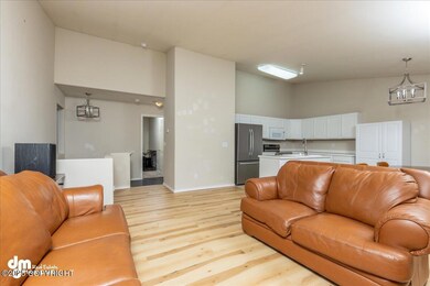 06-Living Room-DW-2803