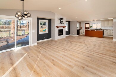 61151 Parrell Rd, Bend, OR 97702 - photo 5