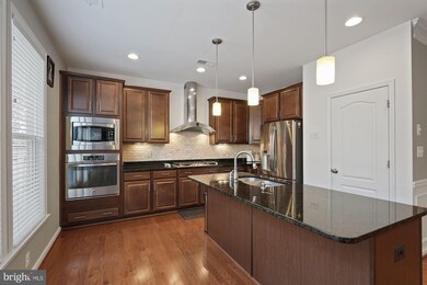 41935 Logan Stone Terrace, Aldie, VA 20105 - photo 7