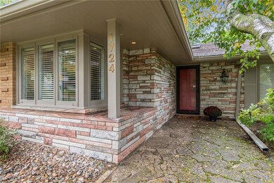 1724 Plaza Cir, Windsor Heights, IA 50324 - photo 2