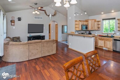 06-Living Room_ETL5853