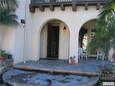 Front Entry Covered Sitting Area
