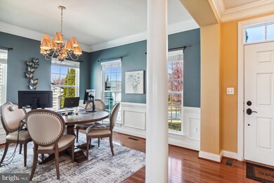 11528 Apple Orchard Way, Clarksburg, MD 20871 - photo 4