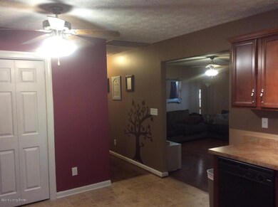 134 Gentry Ln, Mount Washington, KY 40047 - photo 4